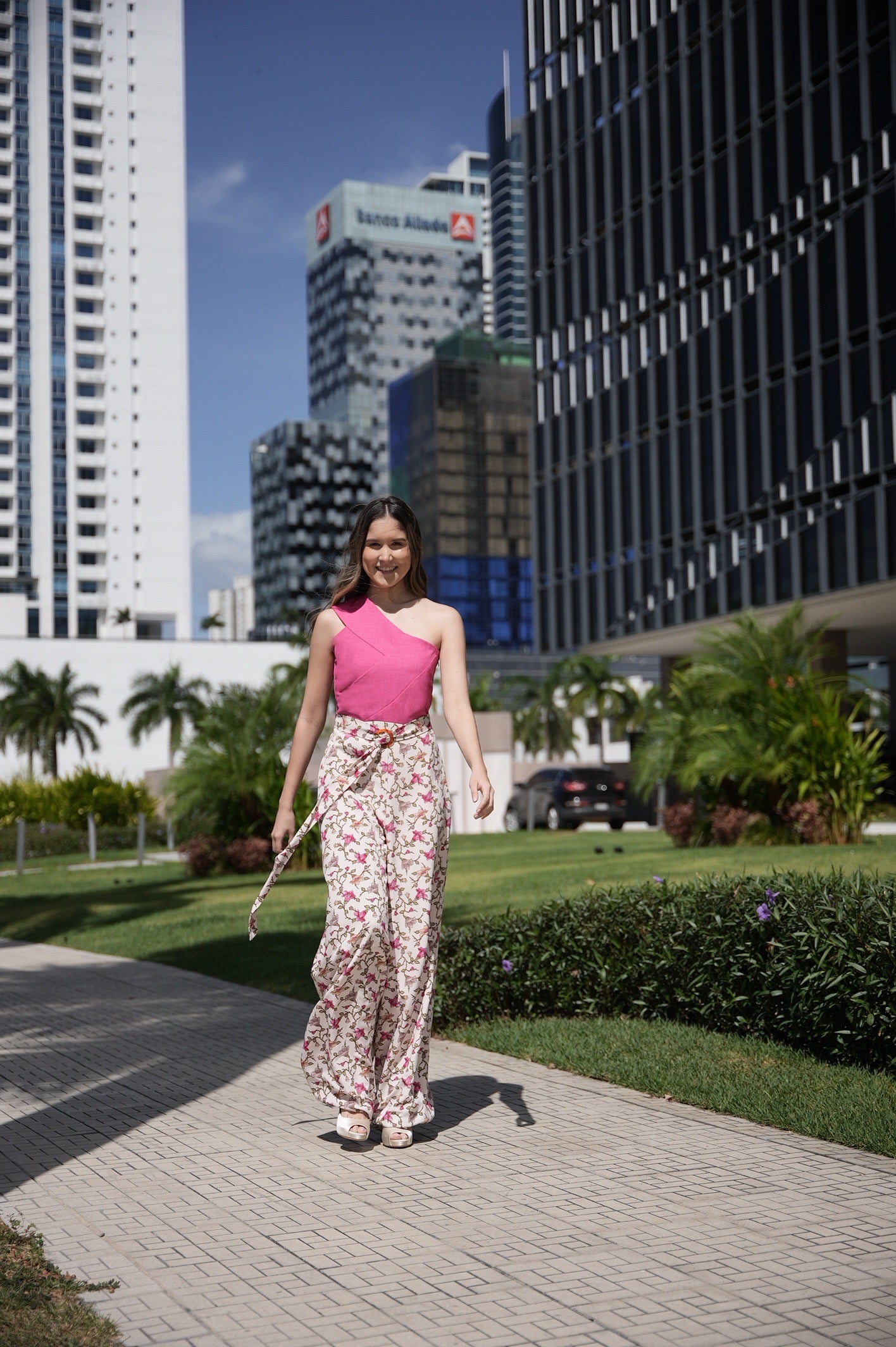 The Valle Jumpsuit (Hot Pink)