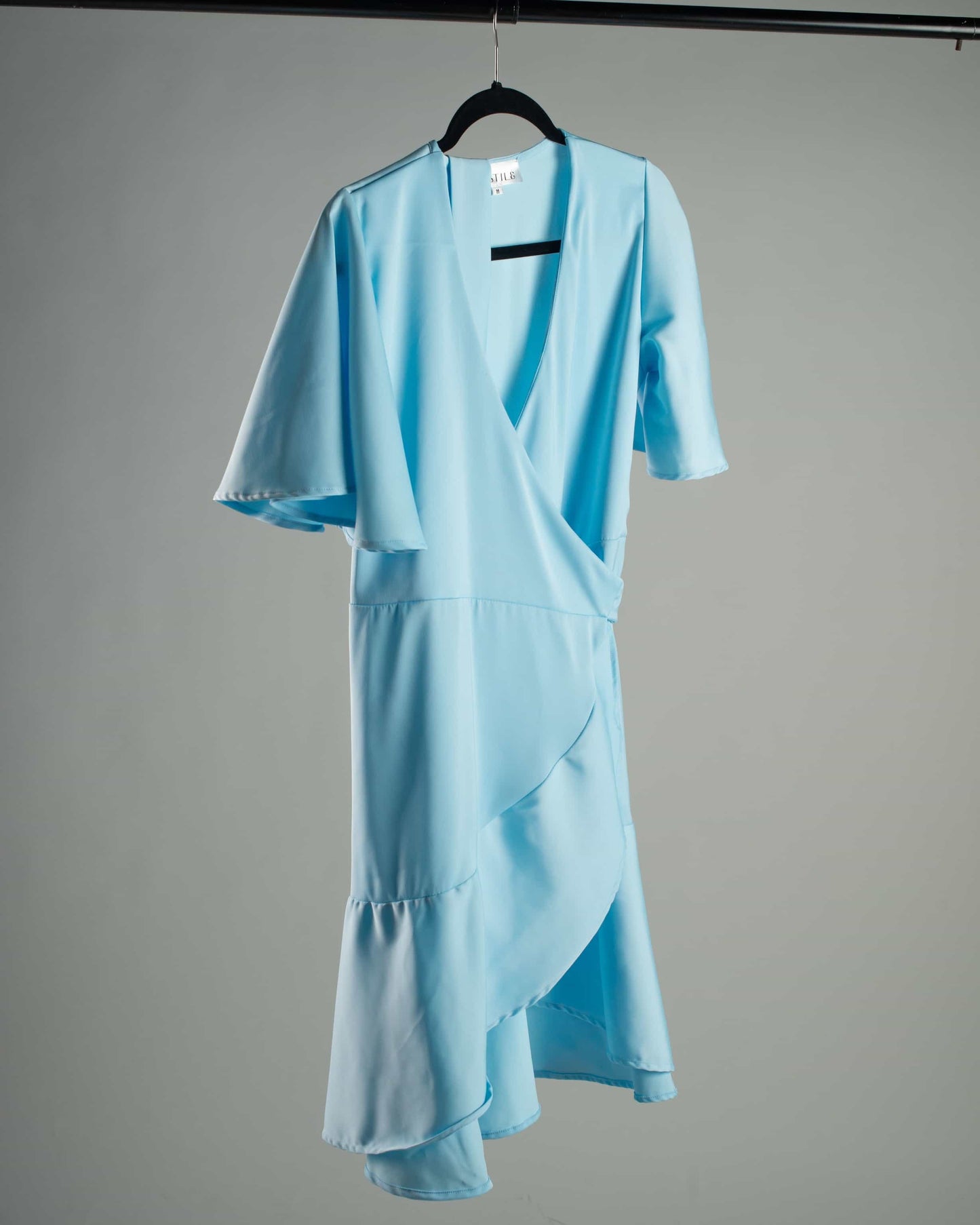 The Dama Dress (Light Blue)